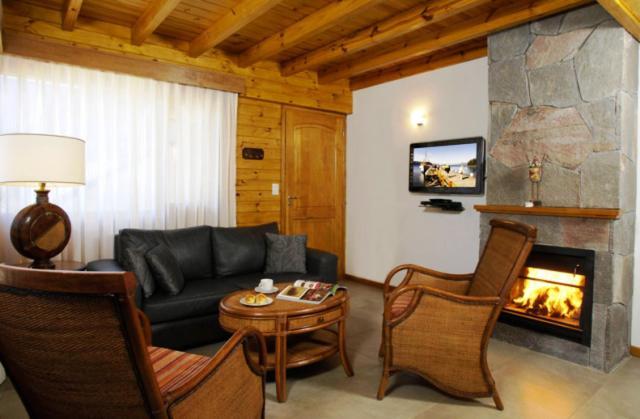 Apart Hotel Le Temps Des Cerises San Martín de los Andes Exterior foto