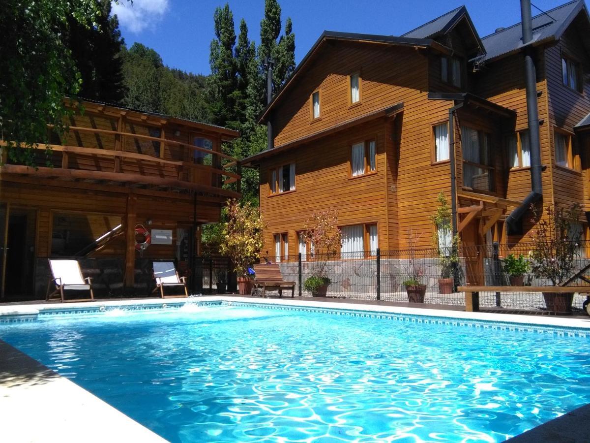 Apart Hotel Le Temps Des Cerises San Martín de los Andes Exterior foto